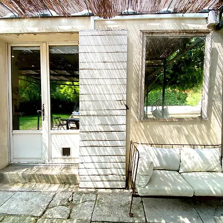 Grand Mas Provencal, 5 Chambres, Jardin, Piscine & Calme Absolu A 5 Min D'arles Holiday home *