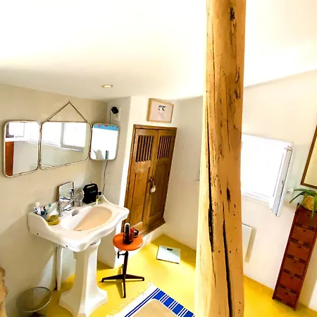 Grande Maison, 5 Chambres, Piscine A 5 Min D'arles Fourques (Gard)
