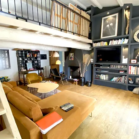 Grande Maison, 5 Chambres, Piscine à 5 Min D'arles Casa de Férias