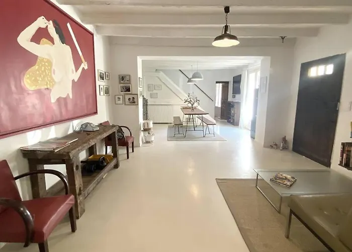 Grande Maison, 5 Chambres, Piscine à 5 Min D'arles * Fourques (Gard)