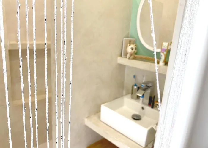 Grande Maison, 5 Chambres, Piscine à 5 Min D'arles Fourques (Gard)