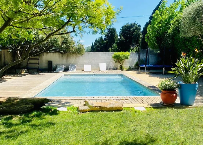 Grande Maison, 5 Chambres, Piscine à 5 Min D'arles Casa de Férias Fourques (Gard)