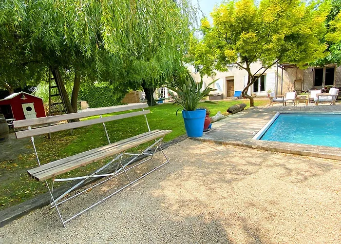 度假居 Grand Mas Provencal, 5 Chambres, Jardin, Piscine & Calme Absolu A 5 Min D'arles 富尔克