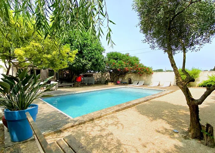 Grand Mas Provencal, 5 Chambres, Jardin, Piscine & Calme Absolu A 5 Min D'arles * 富尔克