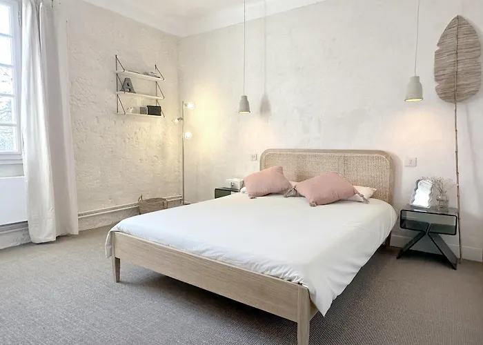 度假居 Grand Mas Provencal, 5 Chambres, Jardin, Piscine & Calme Absolu A 5 Min D'arles *